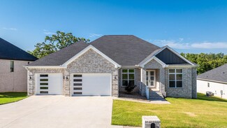 9849 Laurel Oak Dr, Sherwood, AR 72120