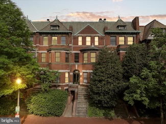 1409 21st St NW Unit 3C, Washington, DC 20036