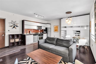 435 21st St Unit 322, Miami Beach, FL 33139