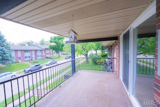 9145 Villaridge Ct Unit H, Saint Louis, MO 63123