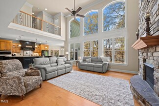 936 Riverwood Dr, Clayton, NC 27527