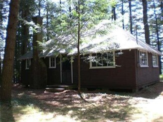 208 Harrington St, East Brookfield, MA 01515
