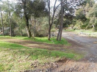 5560 Hale Ave, Clearlake, CA 95422
