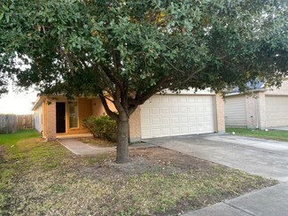 819 Sun Prairie Dr, Houston, TX 77090