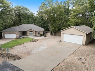 14 Lochgilphead Ln, Bella Vista, AR 72715
