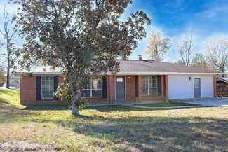208 Walnut Dr, Petal, MS 39465