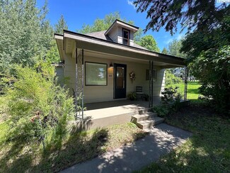 403 E Washington St, Farmington, WA 99128