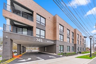 745 Bound Brook Rd Unit 202, Dunellen, NJ 08812