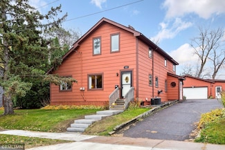 419 Maple St W, Stillwater, MN 55082