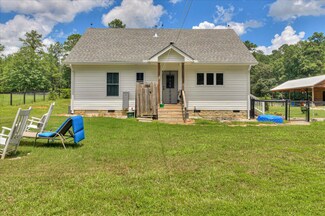 1094 Angela Rd, Wagener, SC 29164