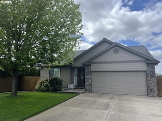 114 10th St, Jefferson, OR 97352
