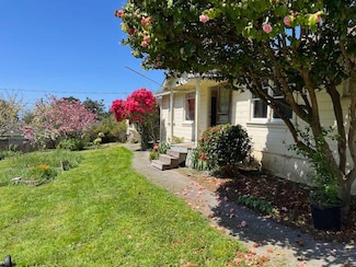 1402 Allard Ave, Eureka, CA 95503