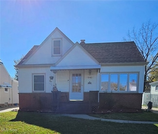 13616 Oakview Blvd, Cleveland, OH 44125