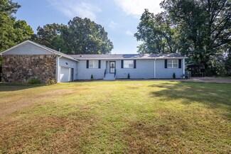 3864 Hobson Rd, Memphis, TN 38128