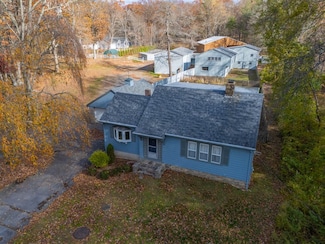 219 Peeptoad Rd, North Scituate, RI 02857