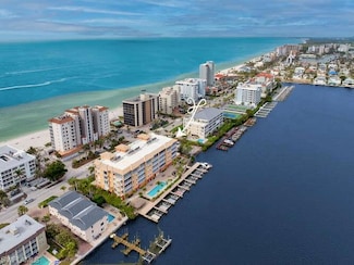 9566 Gulf Shore Dr Unit 102, Naples, FL 34108
