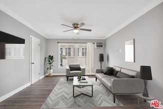 6224 1/2 De Longpre Ave, Los Angeles, CA 90028
