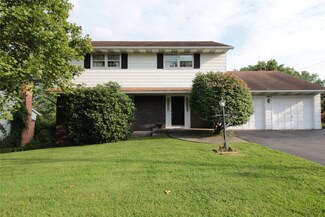 41 Coventry Rd, Endicott, NY 13760