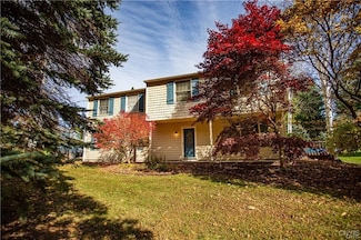 8786 Pasture Gate Ln, Baldwinsville, NY 13027