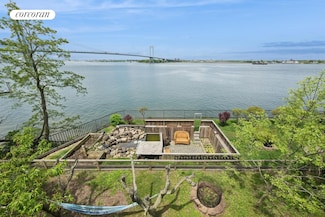 1-06 Samos Ln, Flushing, NY 11357