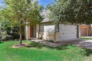 2004 Spring Leaf Ct, Bryan, TX 77807