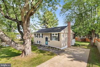 304 Lafayette Place SW, Leesburg, VA 20175