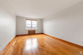 39-25 51st St Unit 6G, Flushing, NY 11377