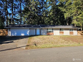 20 E Rainbow Dr, Shelton, WA 98584