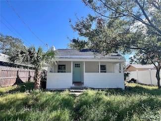 368 6th St NW, Largo, FL 33770