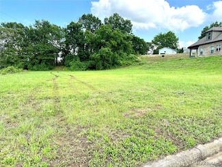 Lot 16 Riverhills Dr, Tallassee, AL 36078