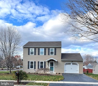958 Kings Way E, Hummelstown, PA 17036