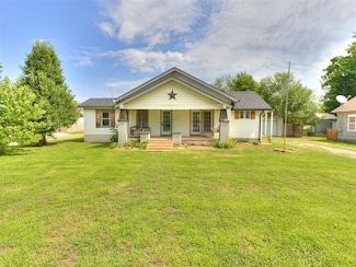 204 E Washington St, Crescent, OK 73028