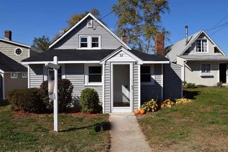 52 Wilders Grove Rd, Newton, NH 03858