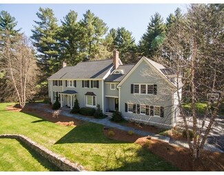 55 Wilkins Ln, Carlisle, MA 01741