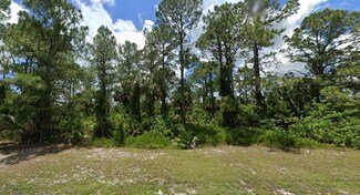 3317 73rd St W, Lehigh Acres, FL 33971