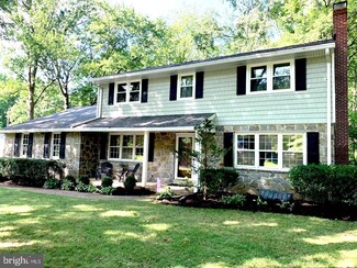 2515 Pennington Dr, Wilmington, DE 19810