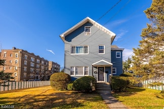 48 Spruce St, Bloomfield, NJ 07003