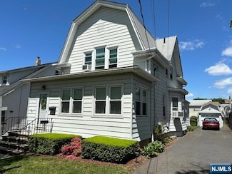 247 Fern Ave, Lyndhurst, NJ 07071