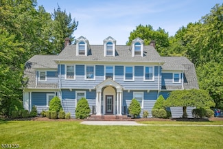 22 High St Unit 3R, Montclair, NJ 07042