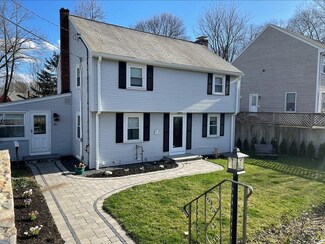 52 Harrison Ave, Woburn, MA 01801