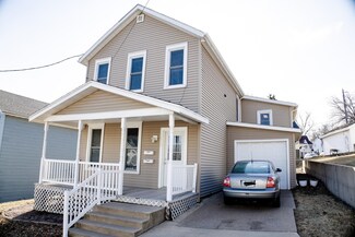 1410 W 3rd St, Dubuque, IA 52001
