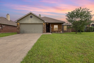 718 Stacie Ln, Seagoville, TX 75159