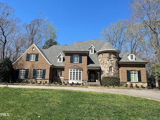 2207 Oxford Rd, Raleigh, NC 27608