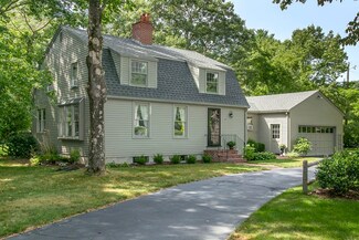 224 Franklin St, Duxbury, MA 02332