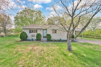 88 Benedict Dr, South Windsor, CT 06074