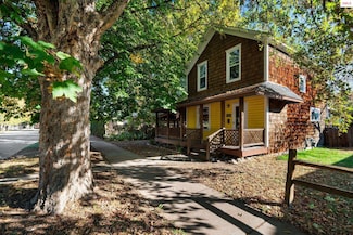 819 Cedar St, Sandpoint, ID 83864