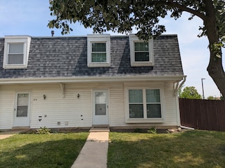 16 Fernwood Dr Unit K, Bolingbrook, IL 60440