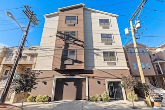 422-424 63rd St Unit 401, West New York, NJ 07093