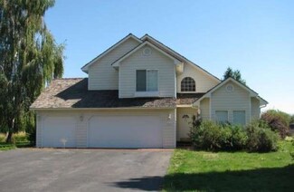 16 Pogue Rd, Omak, WA 98841