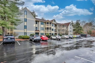 3 Bartemus Trail Unit U207, Nashua, NH 03063